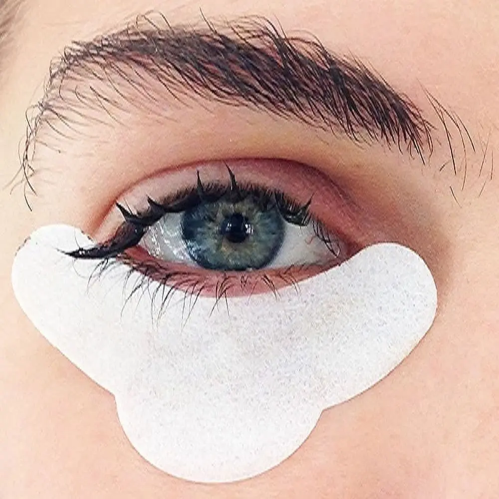 Get Eyelas Tinting to elevate your beauty