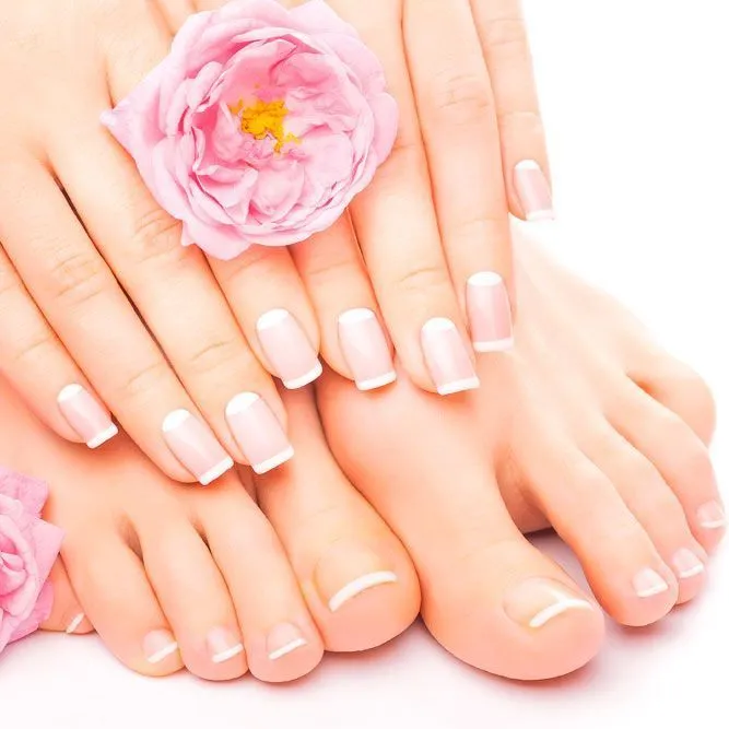 Get attractive Menicure and pedicure treatment